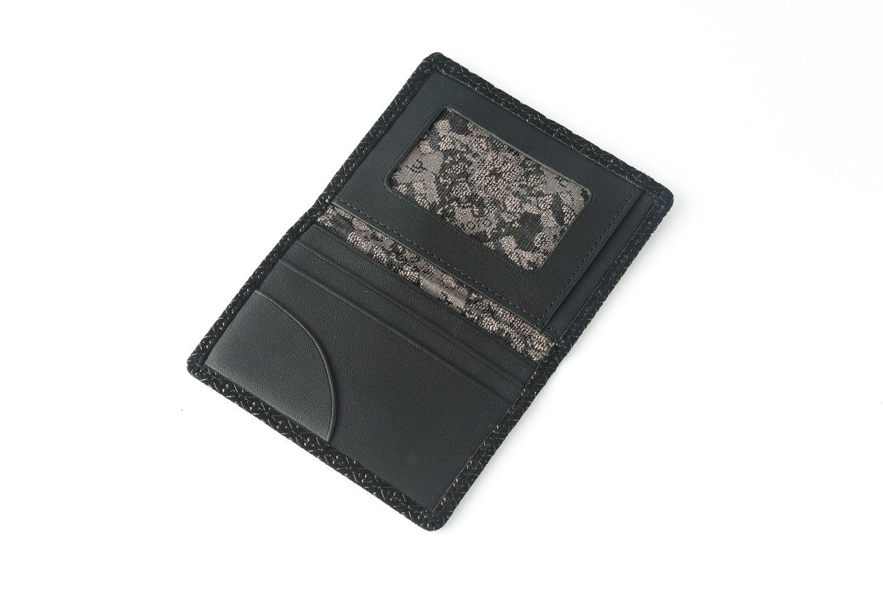 印傳の山本 - 製品紹介 - 2032 二つ折りカードケース Bifold Card Case